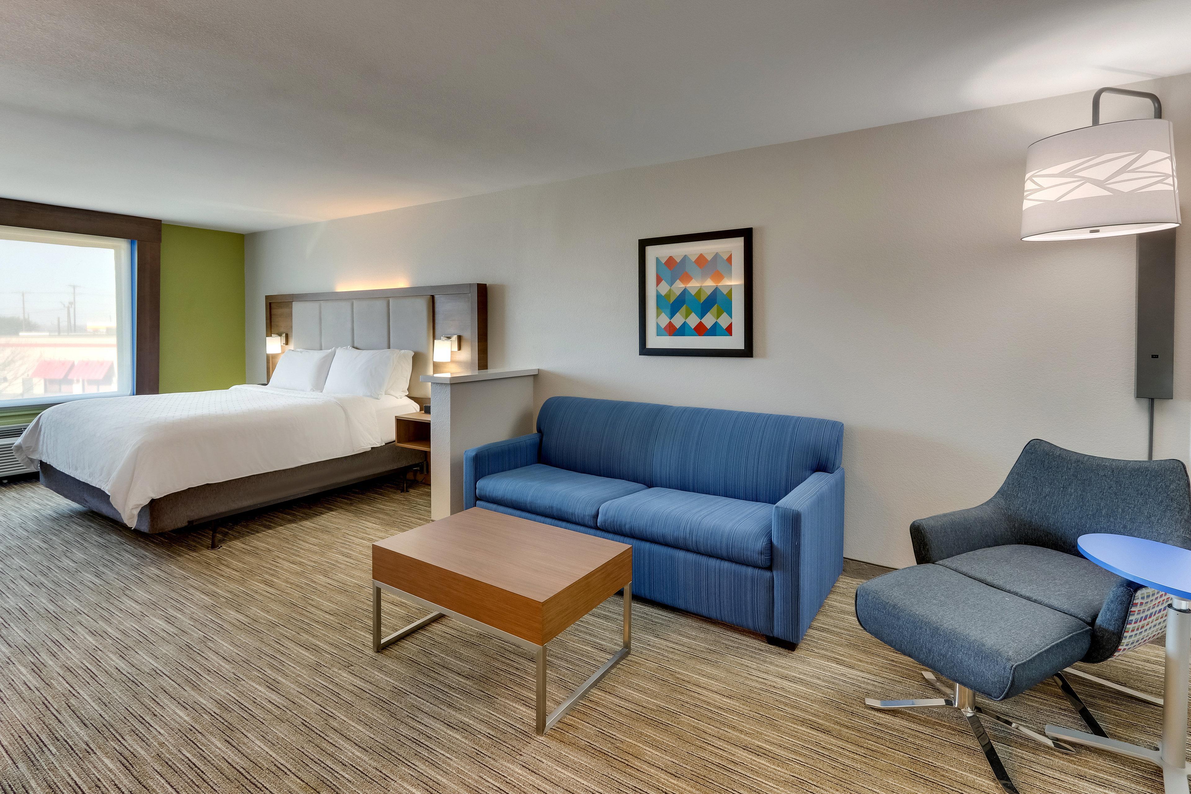 Express Worth Nw Loop 820 By Ihg 3*
