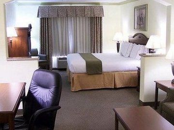 Hotel Express Worth Nw Loop 820 By Ihg