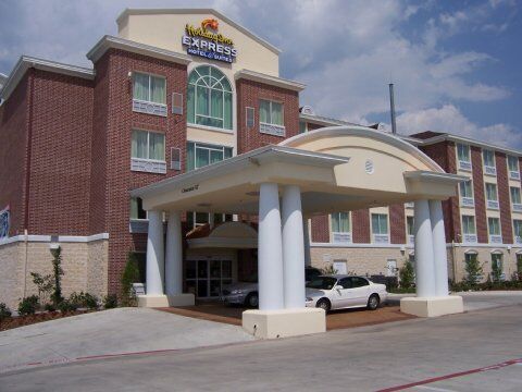 Express Worth Nw Loop 820 By Ihg 3* Fort Worth