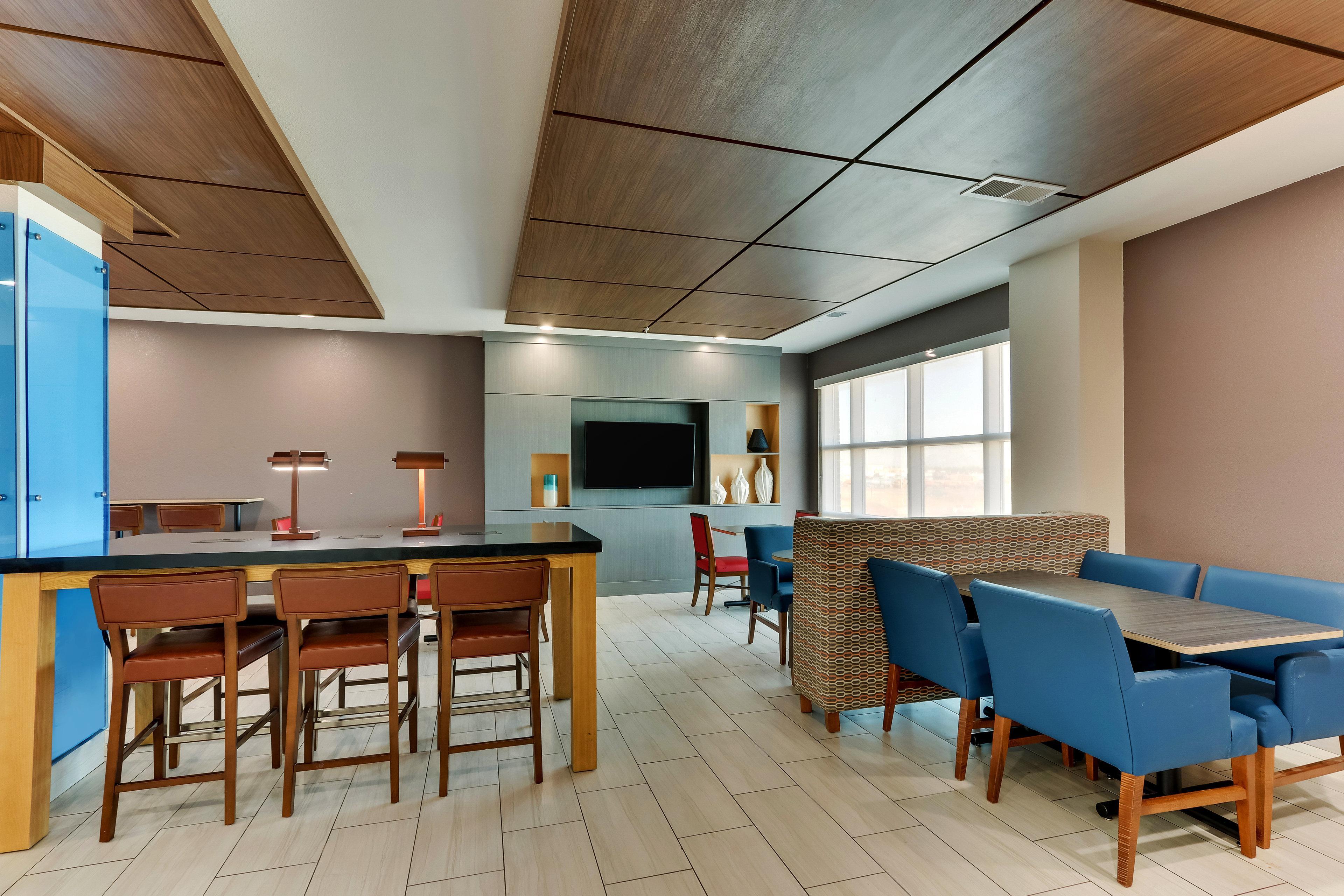 Hotel Express Worth Nw Loop 820 By Ihg 3*